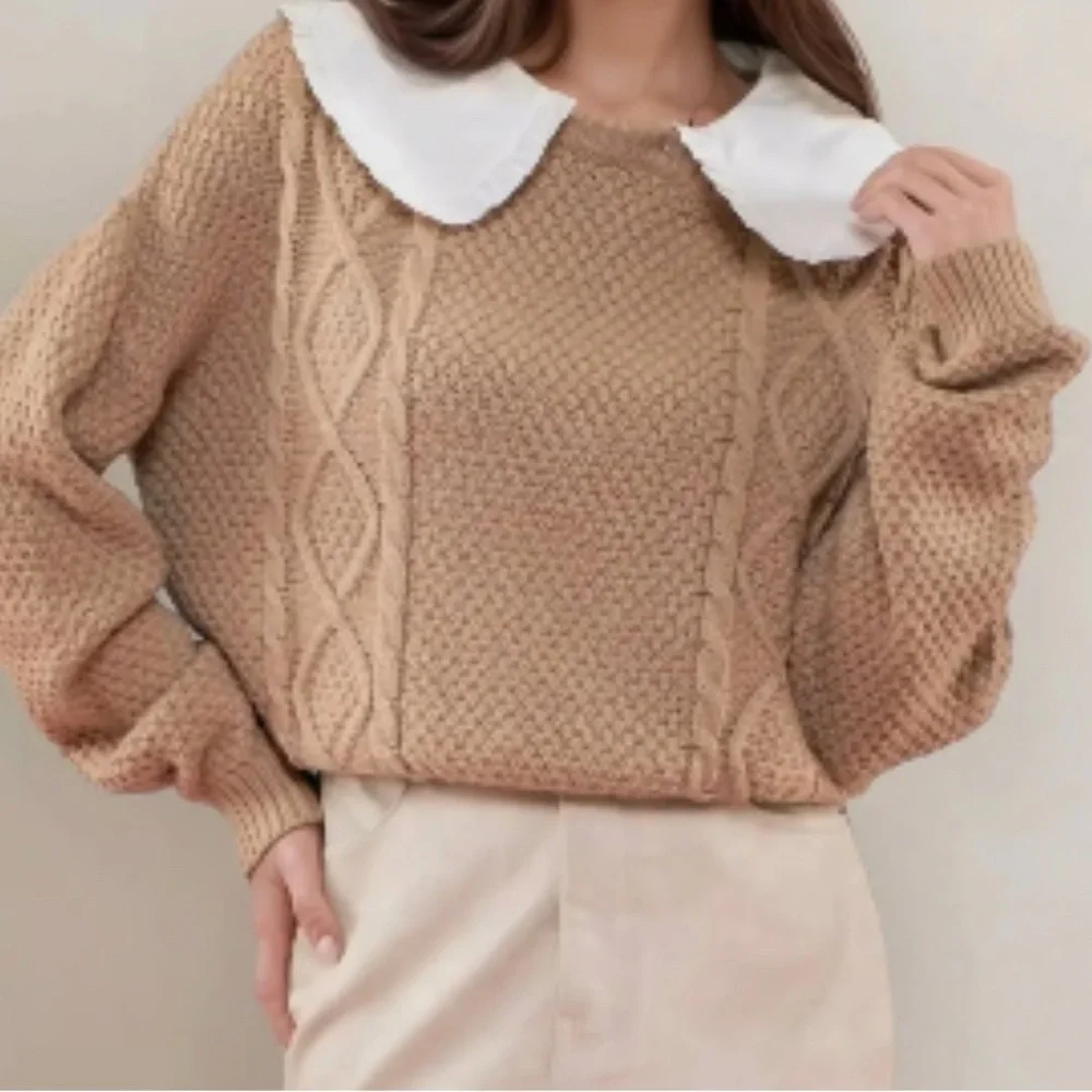 Blu Pepper NWT Medium Doll Collared CableKnit Once Upon a time Sweater taupe - Picture 5 of 14